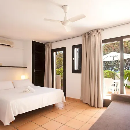 Club Cala Azul Hotel